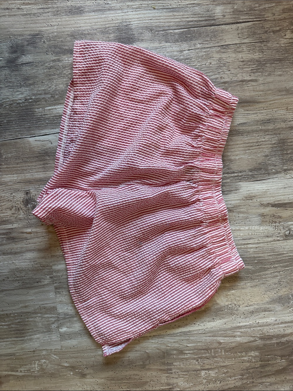 High-Waist Pink Seersucker Button-Front Shorts - Picture 4 of 5